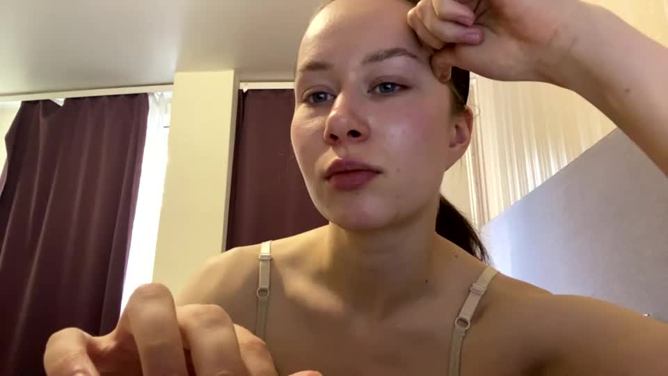 caitlinhannah Webcam Chat September 5, 2026