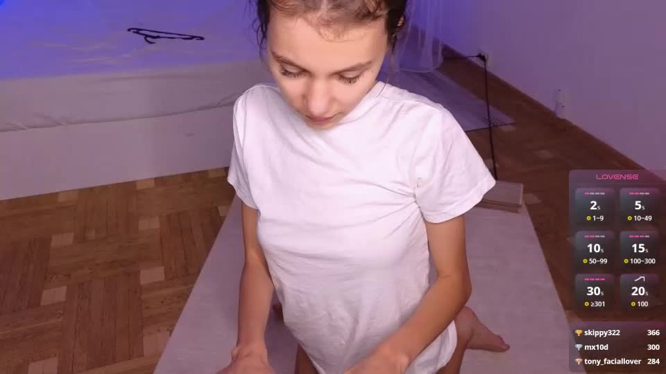 little__lunaa Webcam Chat September 6, 2026