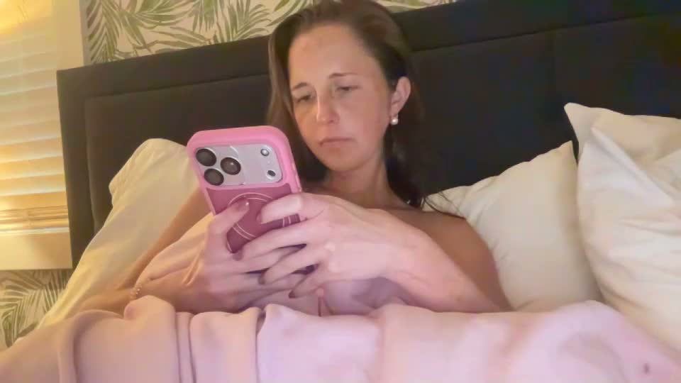 submissivesouthernbelle222 Webcam Chat September 6, 2026