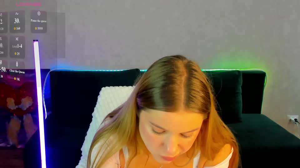 shakira_lux Webcam Chat September 6, 2026
