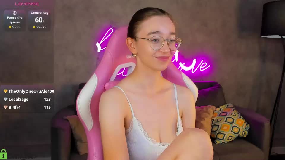 lucyy_green Webcam Chat September 6, 2026