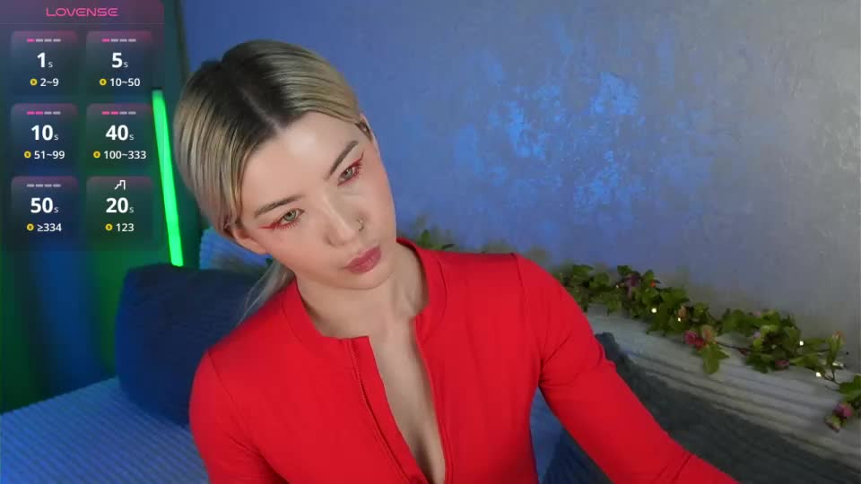lindathackerr Webcam Chat September 6, 2026