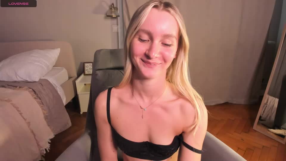 meganhenns Webcam Chat September 6, 2026