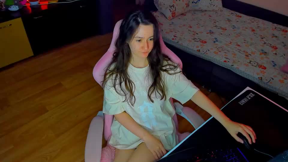 ameli_moon Webcam Chat September 7, 2026