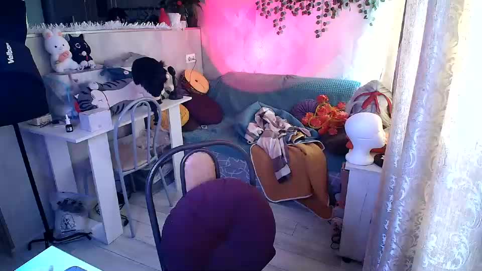 sun_moon77 Webcam Chat September 7, 2026