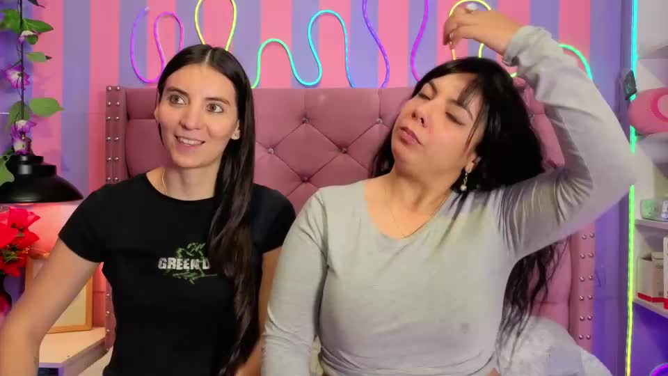 valkiria_and_dione Webcam Chat September 8, 2026
