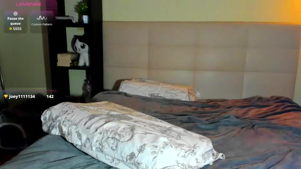 luna_lips Webcam Chat September 8, 2026