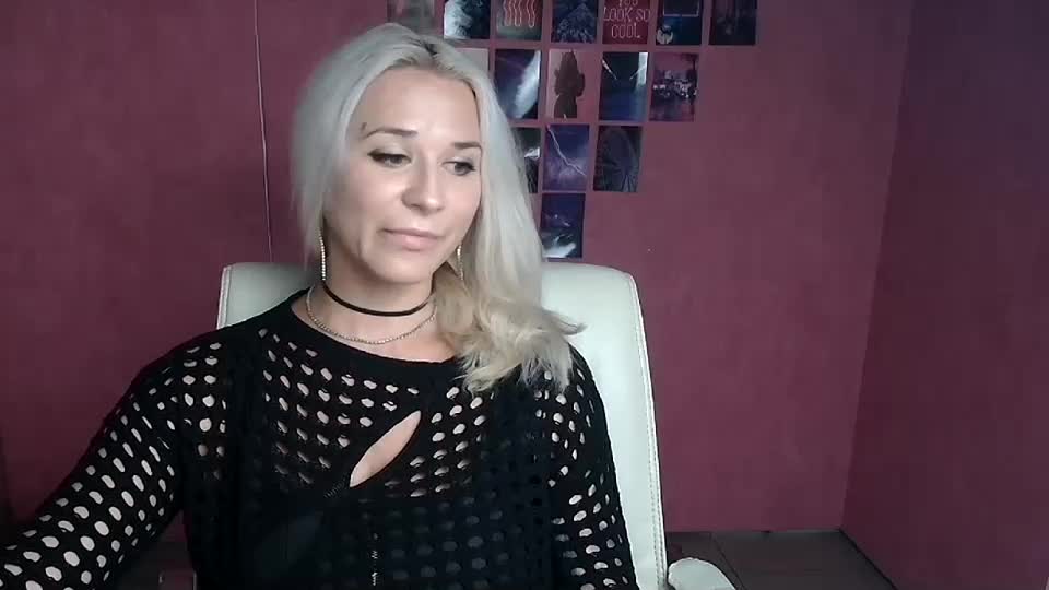 moonsusanna Webcam Chat September 8, 2026