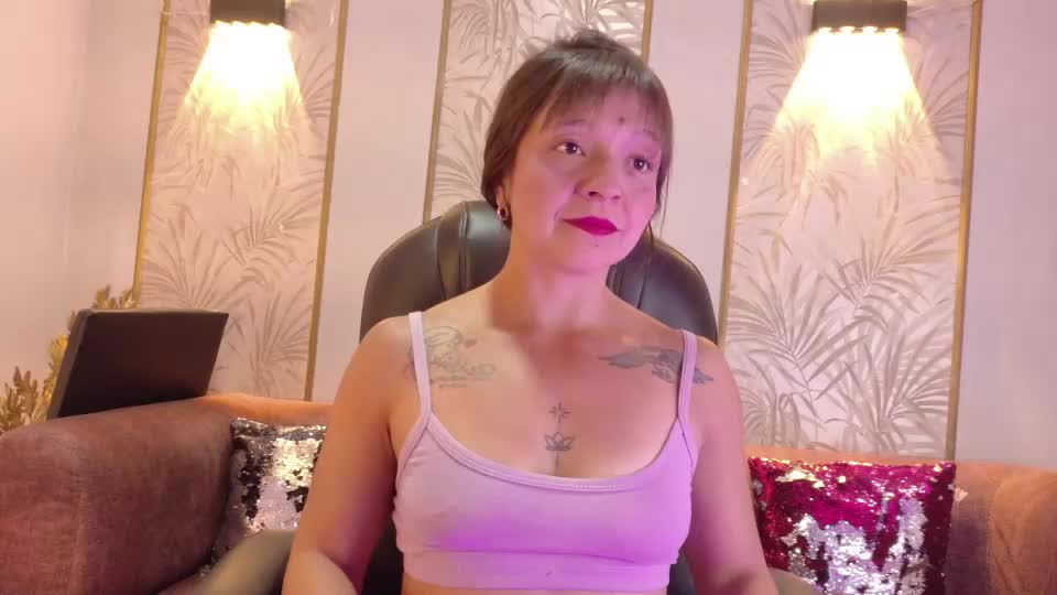 jade_raymon Webcam Chat September 9, 2026