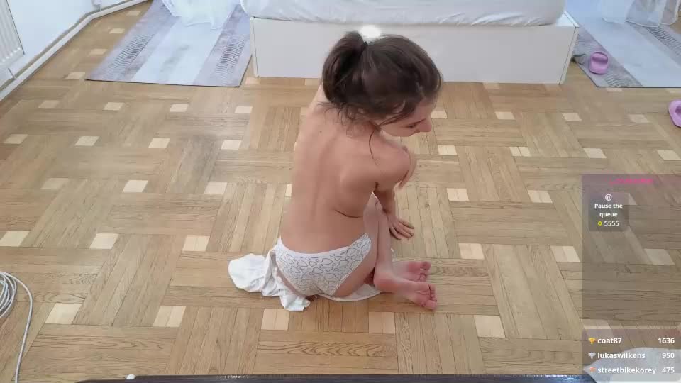little__lunaa Webcam Chat September 9, 2026