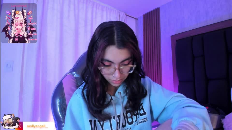 molly__a Webcam Chat September 9, 2026