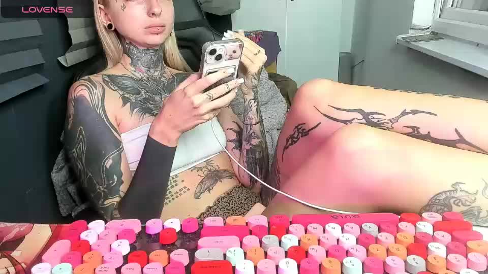 _feralberry__ Webcam Chat September 9, 2026