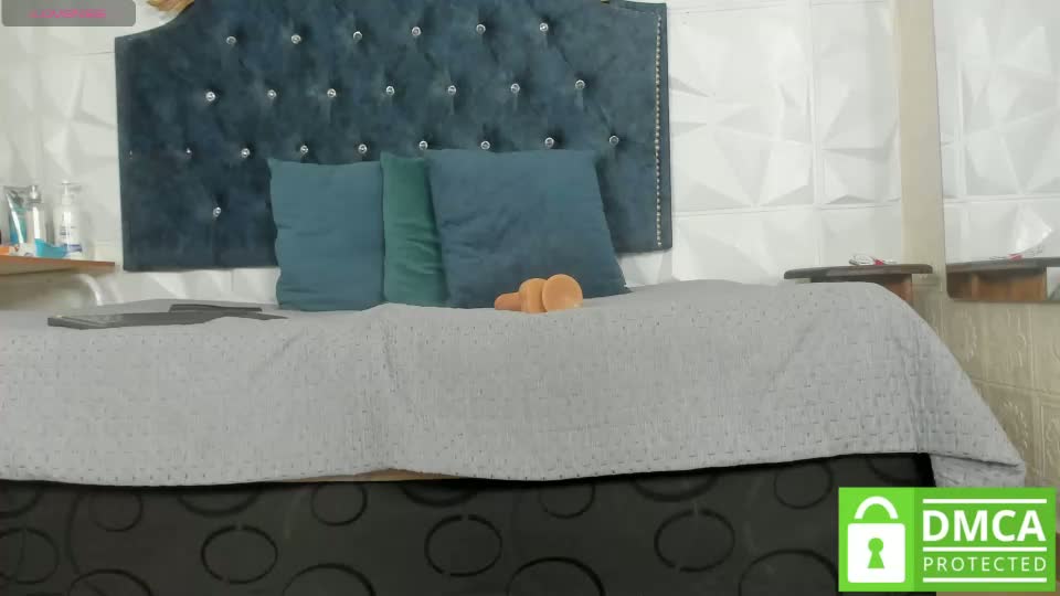 chloe_moon01 Webcam Chat September 9, 2026