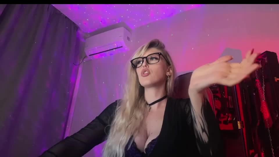 liya_ray Webcam Chat September 9, 2026
