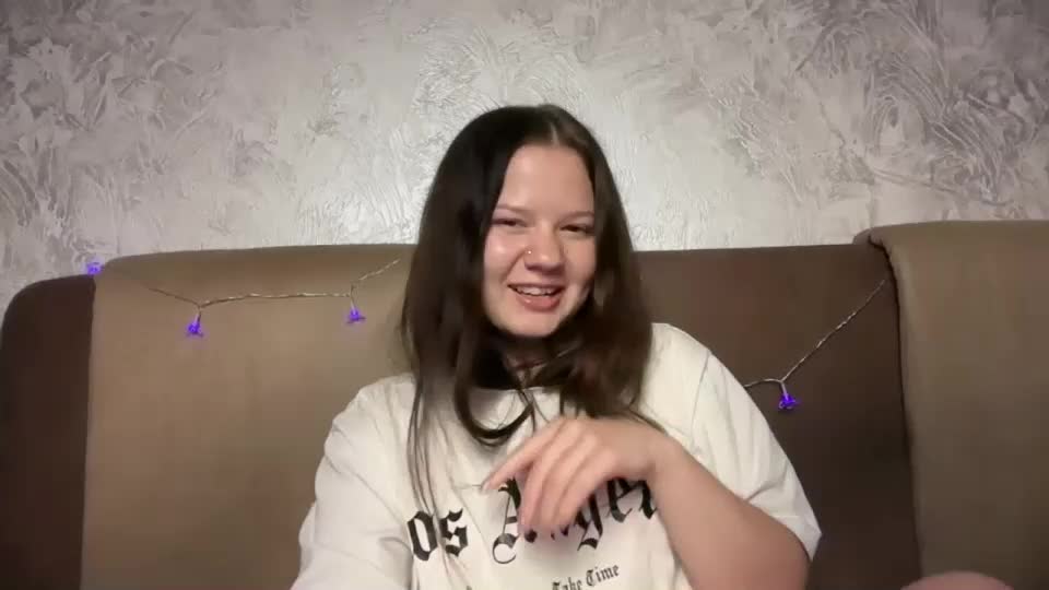 girl_cute07 Webcam Chat September 9, 2026