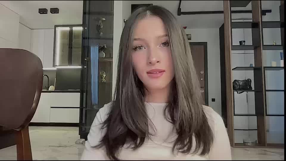 bella_hayes Webcam Chat September 9, 2026
