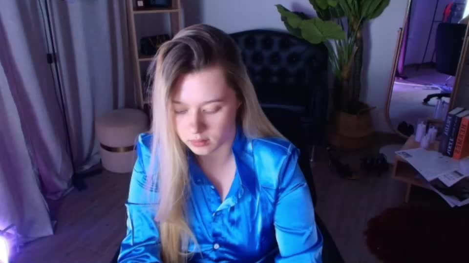 celestinemauriac Webcam Chat September 9, 2026