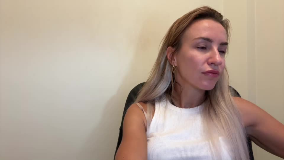 nyxelia_ Webcam Chat September 9, 2026