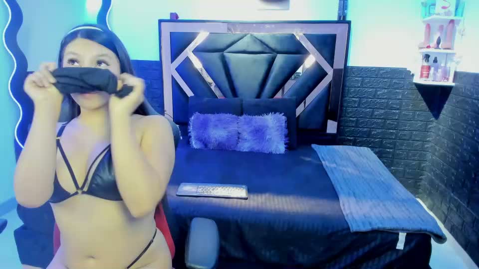 queen_jen Webcam Chat September 10, 2026