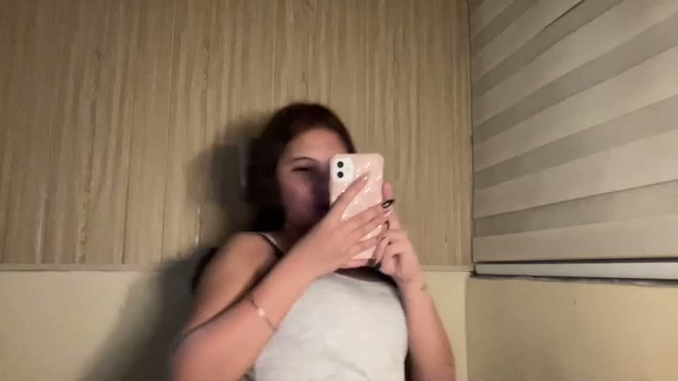 thelifeof_kiara Webcam Chat September 10, 2026