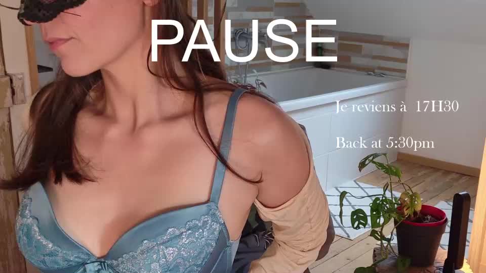elisa_fr Webcam Chat September 10, 2026