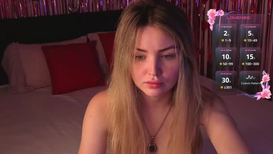 lora_amber Webcam Chat September 10, 2026