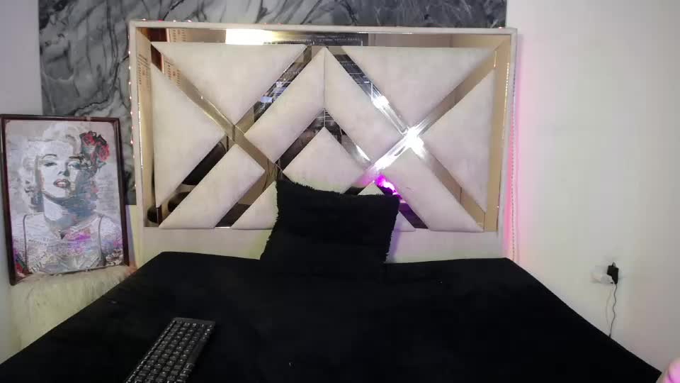 scarletandroxanecs Webcam Chat September 10, 2026