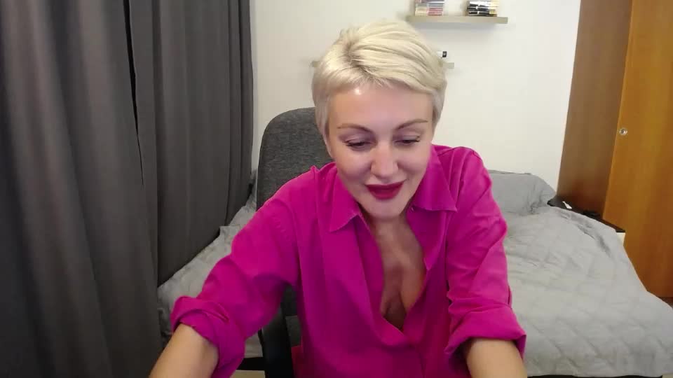 women_pleasures Webcam Chat September 10, 2026