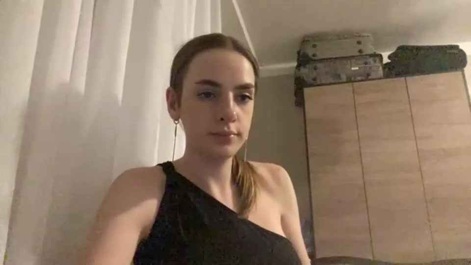 suzannetigerino Webcam Chat September 11, 2026