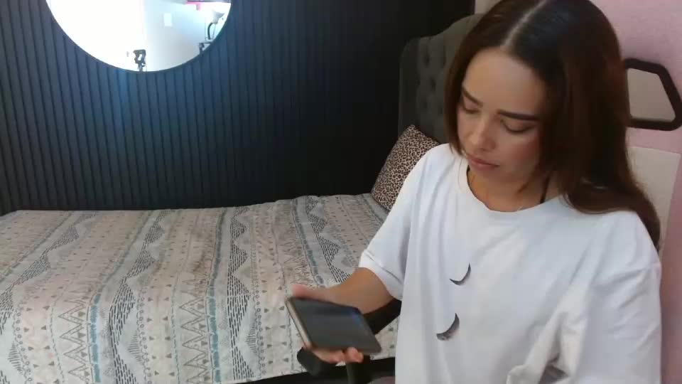 naomis_36 Webcam Chat September 11, 2026
