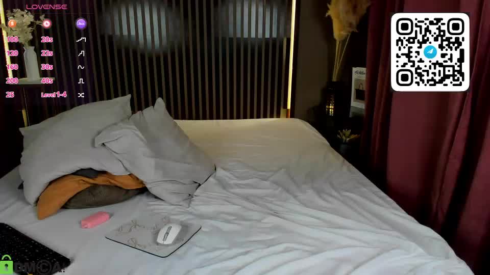 bella_stewartt Webcam Chat September 11, 2026
