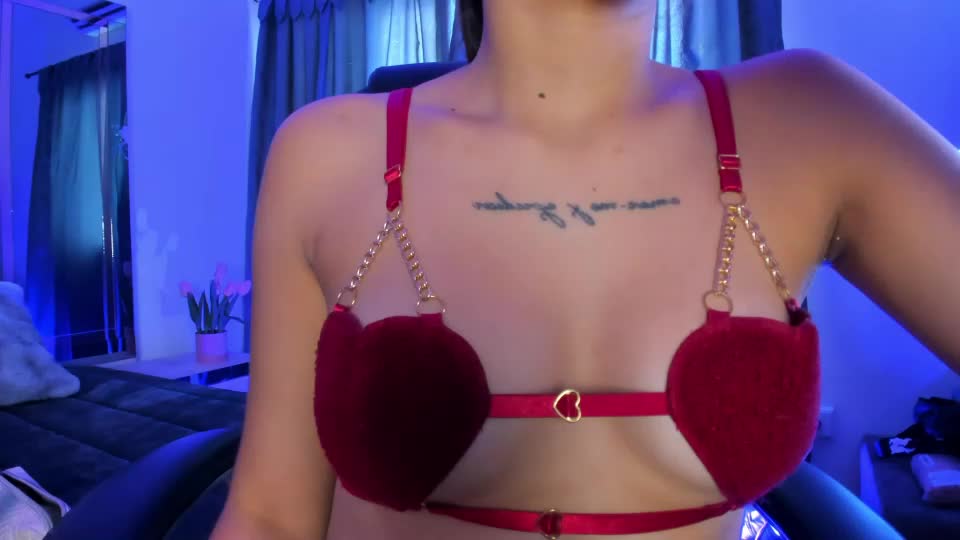 carolinefyre Webcam Chat September 11, 2026