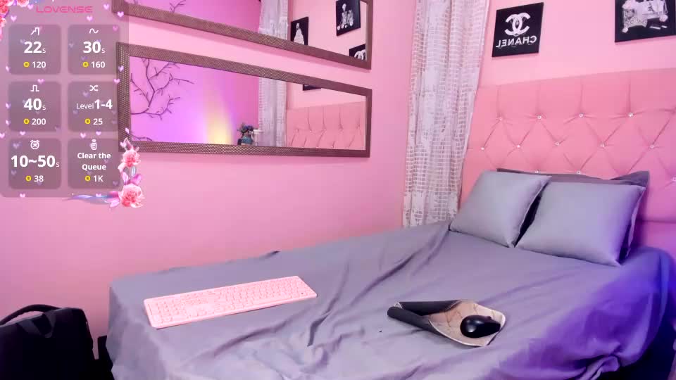kiiaraamoon Webcam Chat September 11, 2026