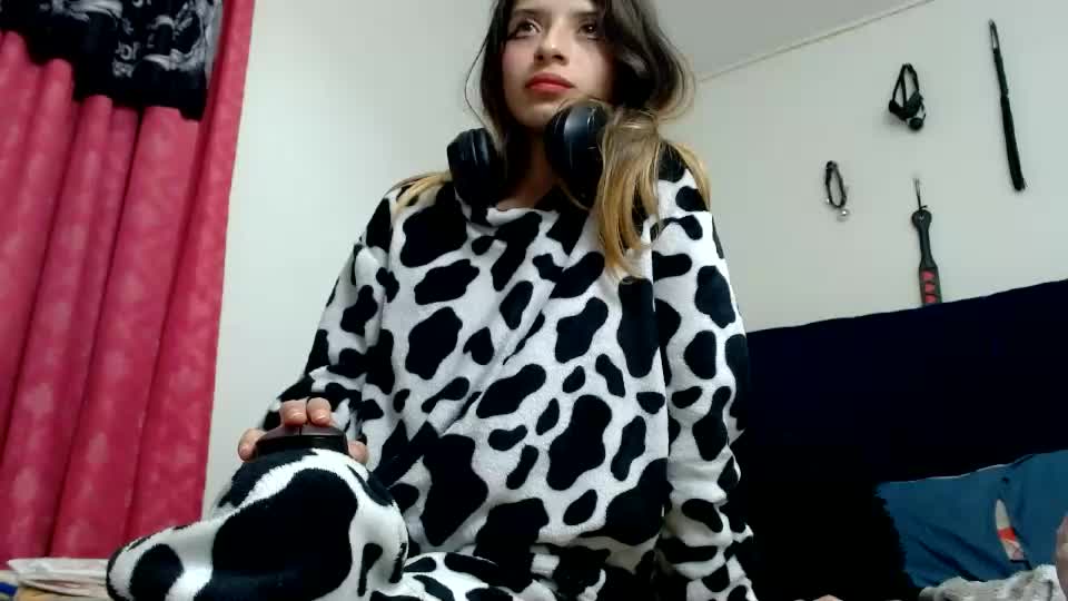 kratos_and_afrodita Webcam Chat September 11, 2026