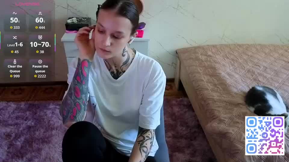 skinny_littledevil Webcam Chat September 12, 2026