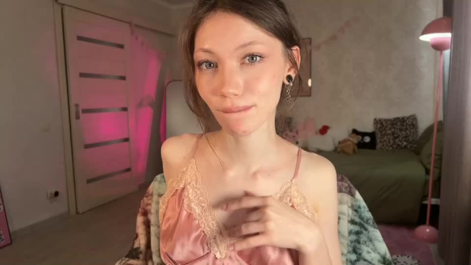 mia_pimmy Webcam Chat September 12, 2026