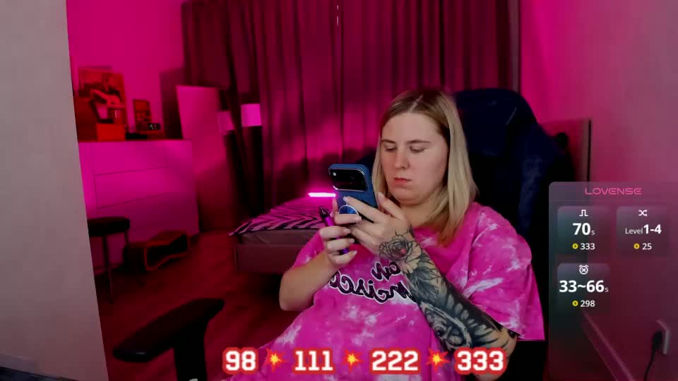 oliviamunk Webcam Chat September 12, 2026