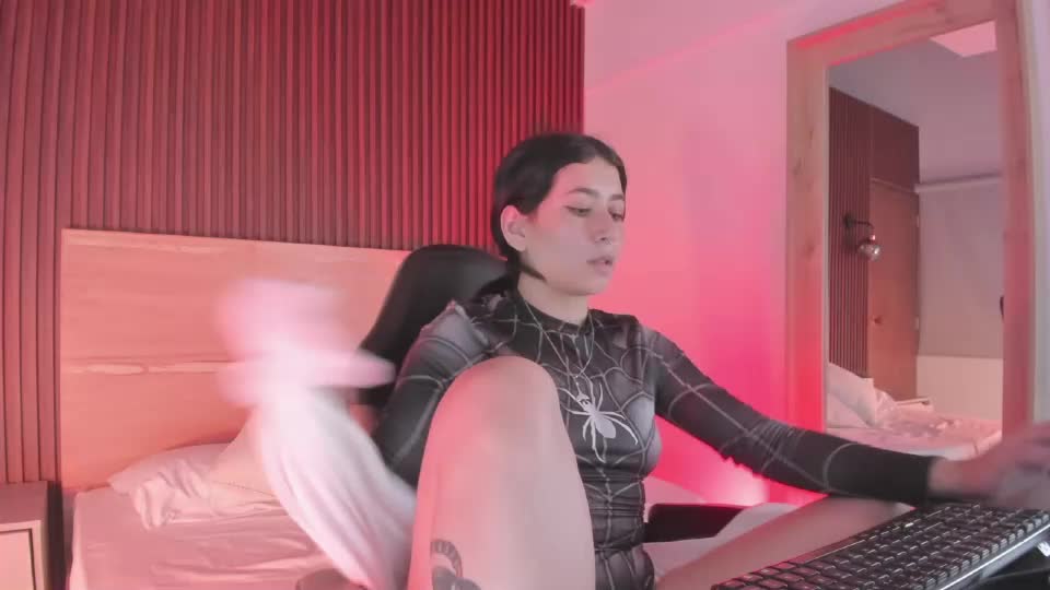 charlottee27_ Webcam Chat September 12, 2026