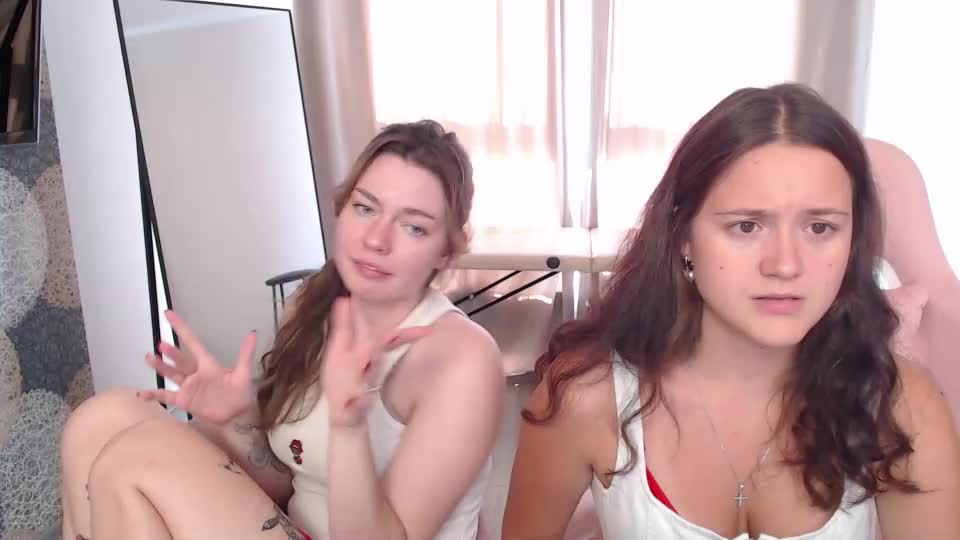 julie_meow246 Webcam Chat September 12, 2026