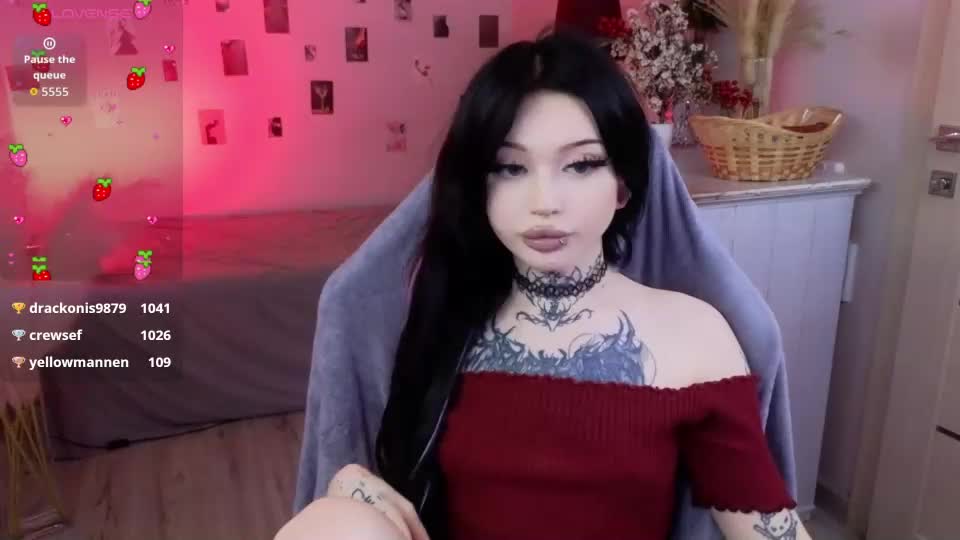 emma_kirks Webcam Chat September 12, 2026