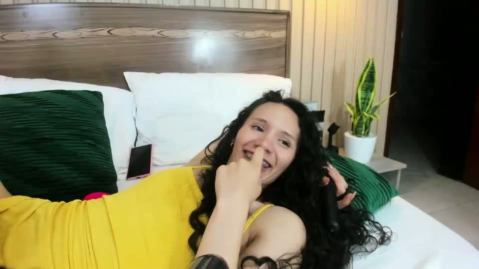 valeryn_rosse Webcam Chat September 12, 2026