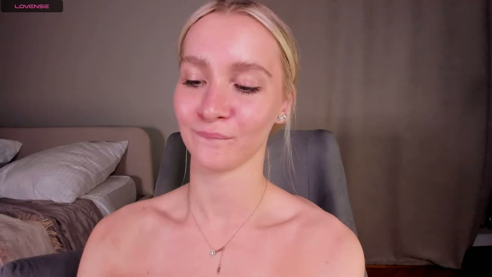 meganhenns Webcam Chat September 12, 2026