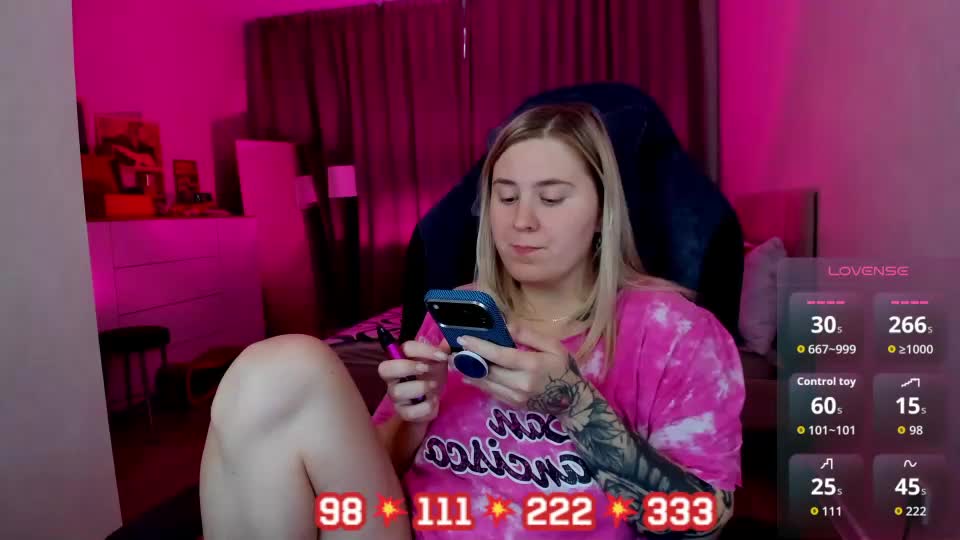 oliviamunk Webcam Chat September 12, 2026