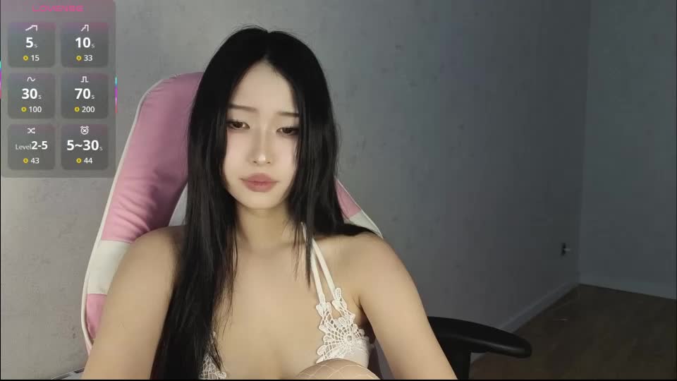 yenii_mai Webcam Chat September 13, 2026