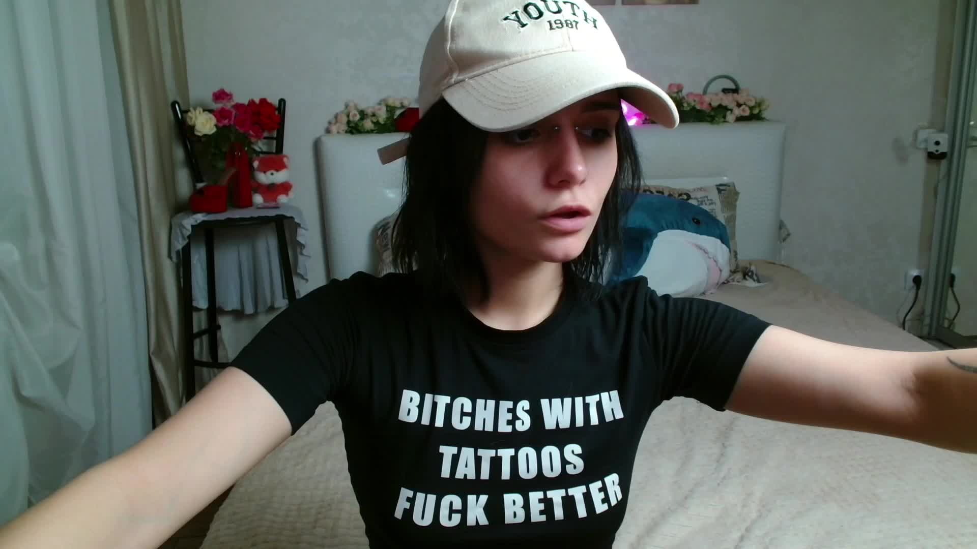 TheSluttyFox Webcam Chat September 13, 2026