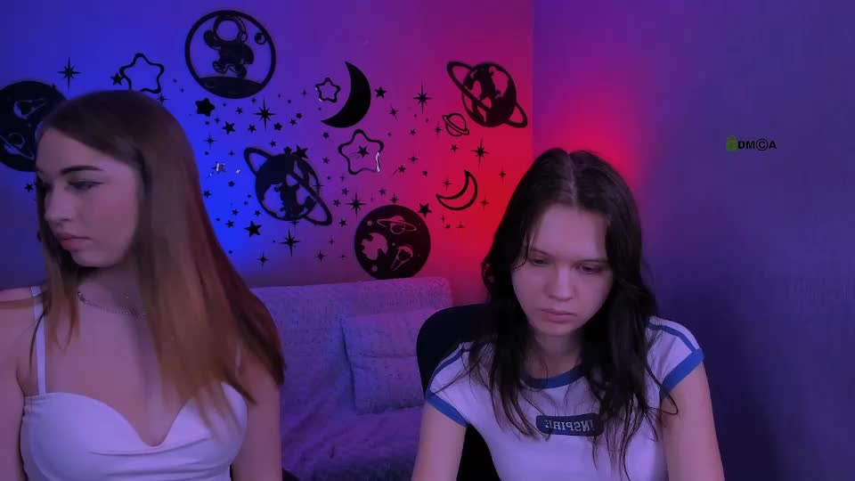 caroline_honeyy Webcam Chat September 13, 2026