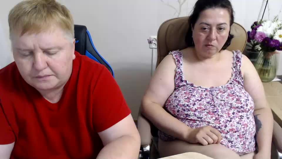 hotfiremommy Webcam Chat September 13, 2026