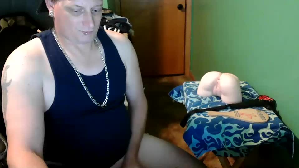 edwardaims_2please Webcam Chat September 13, 2026
