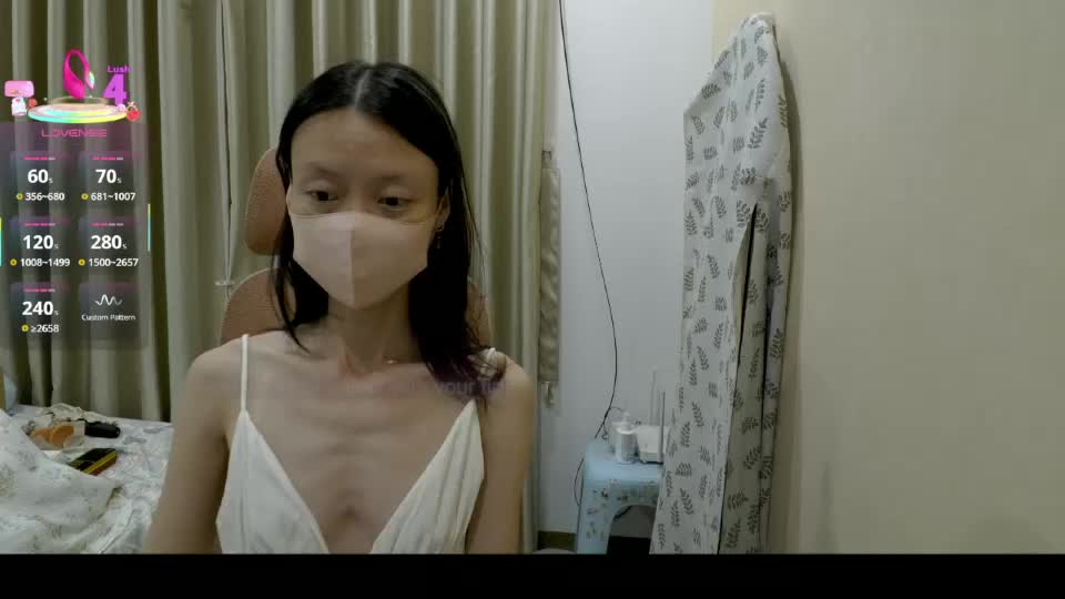 miahchan68 Webcam Chat September 14, 2026