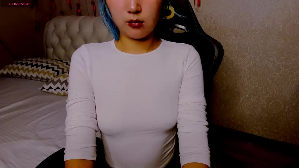 milla_waves Webcam Chat September 14, 2026